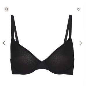 SKIMS WEIGHTLESS DEMI BRA (SIZE: 32D; COLOR: Onyx) - NEVER WORN